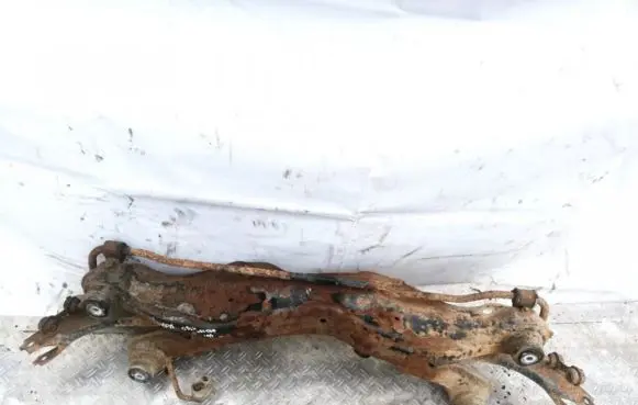 Opel Vectra B Rear subframe 