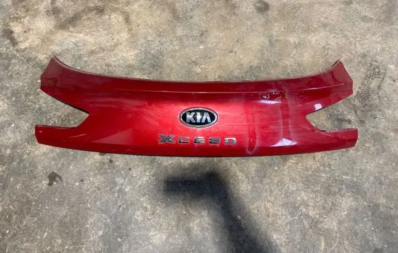 KIA Xceed Tailgate/boot cover trim set 87311J7CAO