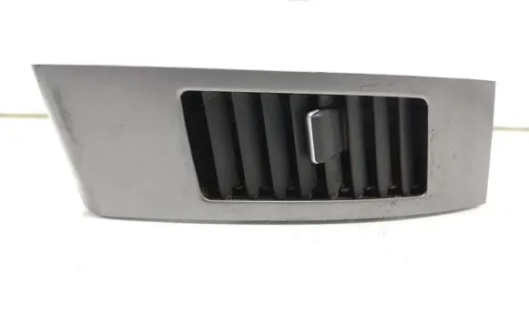 Mitsubishi Outlander Dash center air vent grill Gn71114270 Gn71114250
