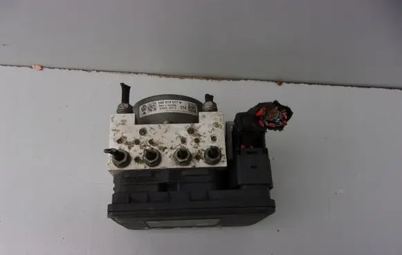 Volkswagen Golf VII ABS Pump 5Q0907379P