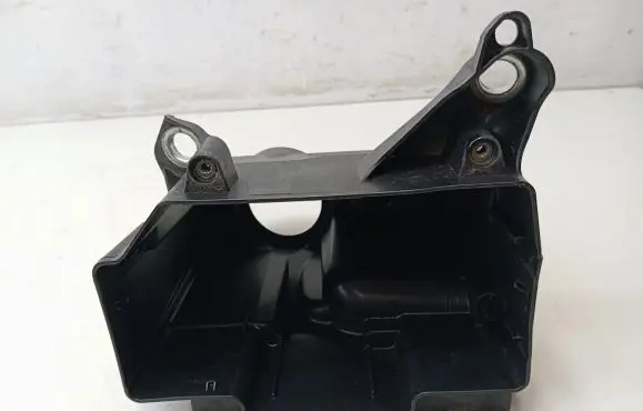 Mercedes-Benz GLC C253 Fuse box cover A2135400124