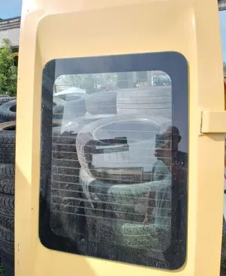 Iveco Daily 45 - 49.10 Rear windscreen/windshield window 