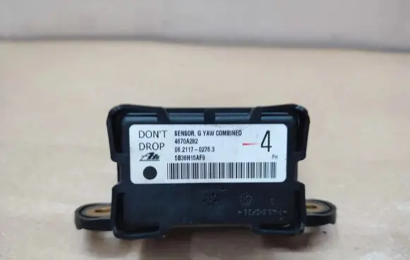 Peugeot 4007 ESP acceleration yaw rate sensor 4670A282