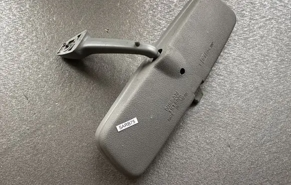 Nissan Patrol Y60 Rear view mirror (interior) 9632106J01
