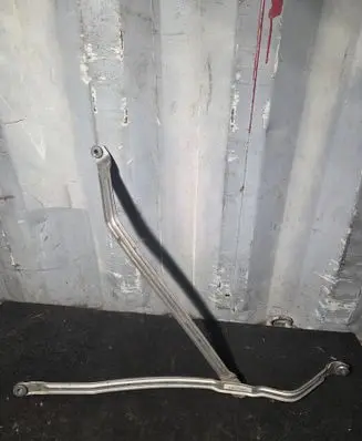 BMW X7 G07 Fuel tank mounting bracket 7468282