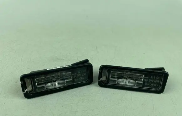 Volkswagen Golf VIII Number plate light 3G5943021A