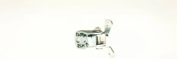Skoda Fabia Mk2 (5J) Rear door upper hinge 5J0833401