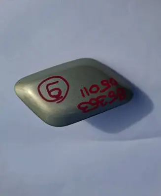 Toyota Avensis T270 Headlight washer spray nozzle cap/cover 8535305011