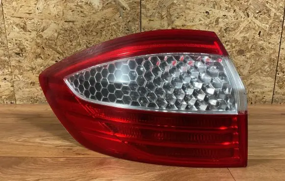 Ford Mondeo MK IV Rear/tail lights 7S7113405B