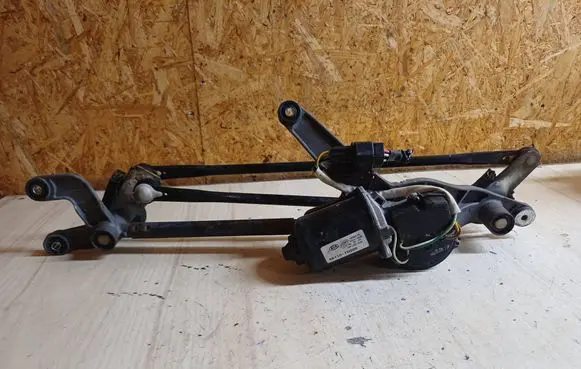KIA Carens II Front wiper linkage and motor 035418200 981101D000