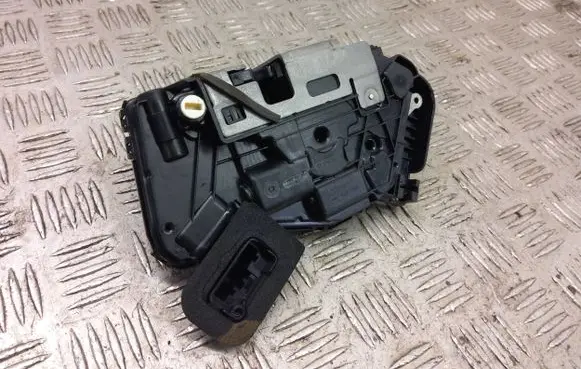 Cupra Formentor Rear door lock a6p5ta839016p