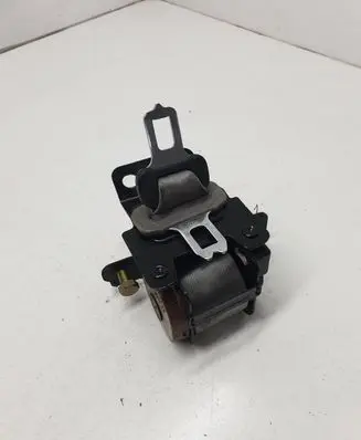 KIA Sorento Middle seatbelt (rear) 