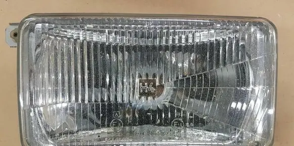 Volkswagen Jetta I Headlight/headlamp 161941017 161941043 161941017B