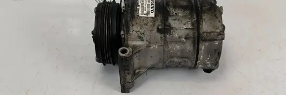 Volvo V60 Air conditioning (A/C) compressor (pump)
