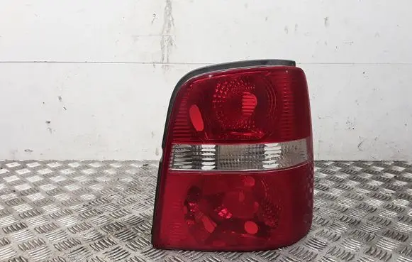 Volkswagen Touran I Rear/tail lights 1T0945096F 1T0945112B