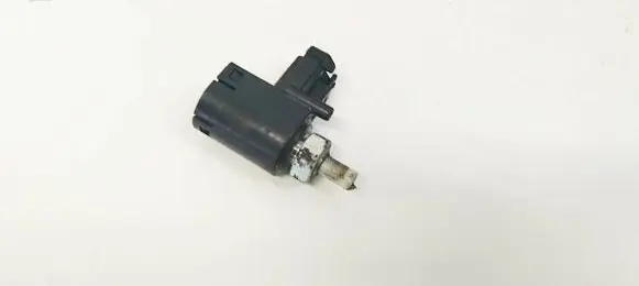Toyota Avensis T270 Brake pedal sensor switch CV591