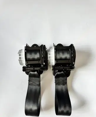 Porsche Macan (95B) Rear seatbelt 95B857805