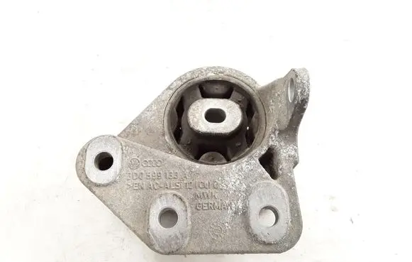 Volkswagen Phaeton Rear differential mounting bracket 3D0599133A