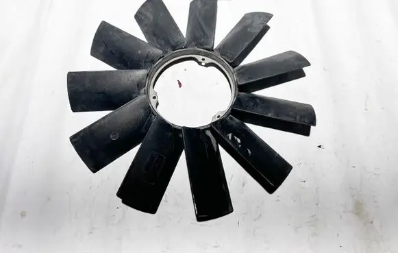 BMW 8 E31 Fan impeller 11521712110 1712110
