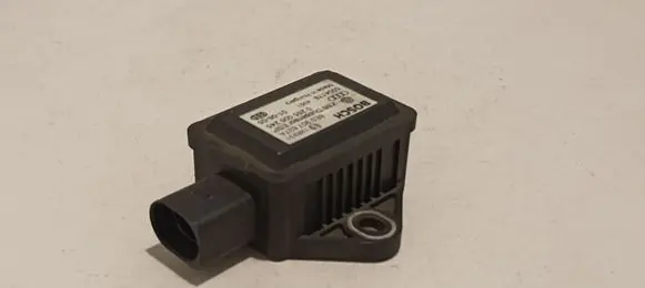 Volkswagen Phaeton ESP acceleration yaw rate sensor 8E0907637A