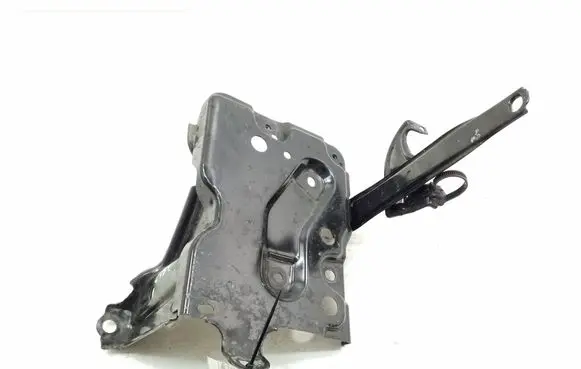 Battery bracket