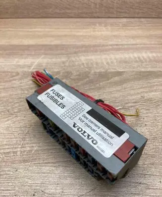 Volvo V70 Fuse module 8622520