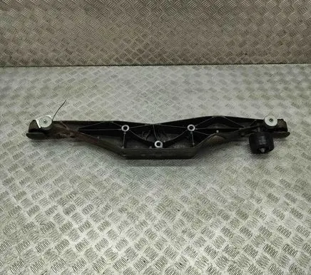BMW X2 F39 Rear differential/diff mount bracket 6868777 6852896