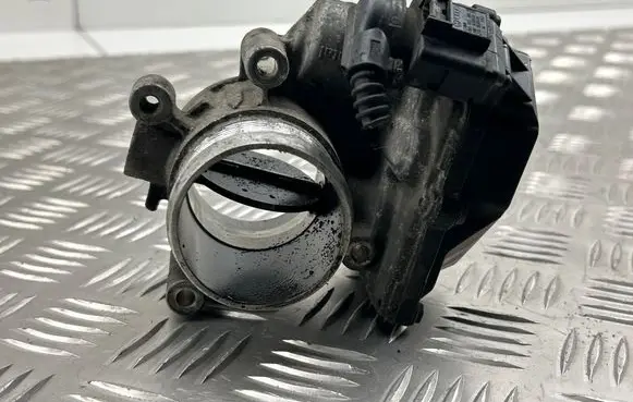 Volkswagen Polo V 6R Throttle valve 03L128063K A2C53369978