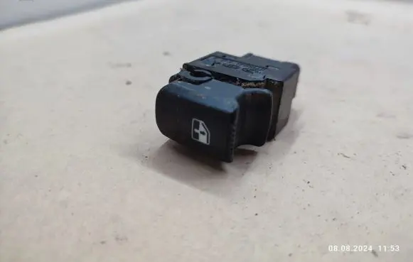 Hyundai Santa Fe Electric window control switch