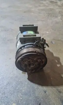 Volvo S40, V40 Air conditioning (A/C) compressor (pump) 30665343
