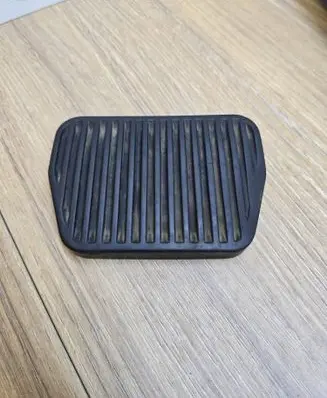 Volvo XC90 Brake pedal 3516078
