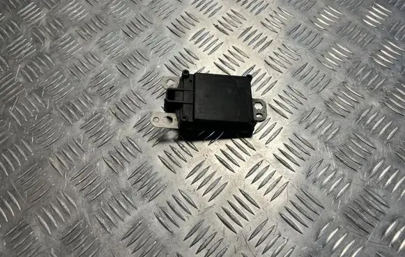 Mazda 3 Distronic sensor radar B0N2-67XA0-A