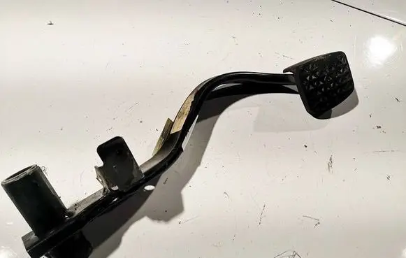 Opel Signum Clutch pedal 