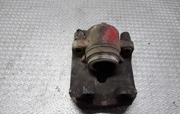 BMW 5 E39 Front brake caliper
