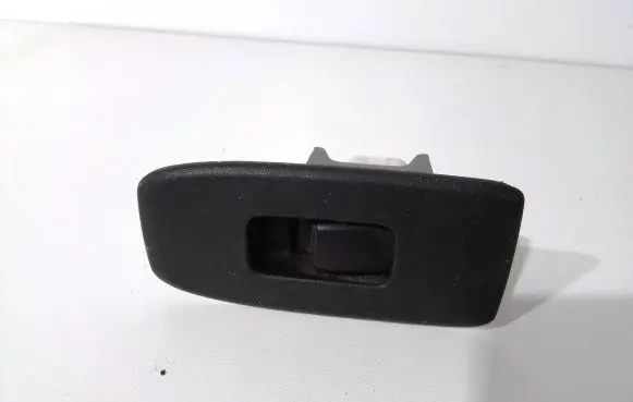 Mitsubishi Pajero Electric window control switch Mr444892