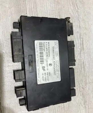 Mercedes-Benz SLK R171 Seat control module a2118704585