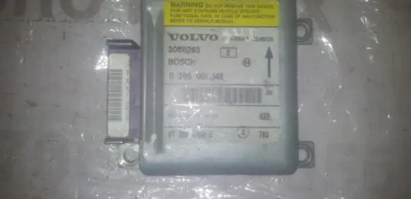 Volvo S40, V40 Airbag control unit/module 30611293E 0285001146