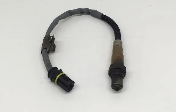 BMW 5 E60 E61 Lambda probe sensor 7544655