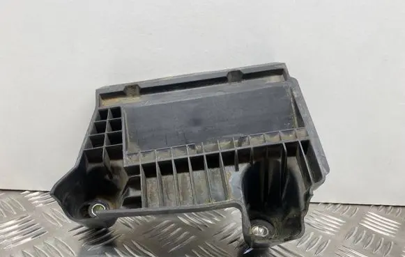 Lincoln MKZ II Battery tray DG9310663A