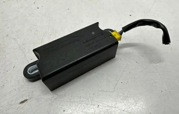 Mercedes-Benz E W211 Airbag deployment crash/impact sensor A0038200726