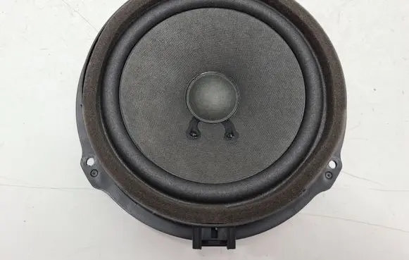 Ford Focus Front door speaker AA6T18808AA