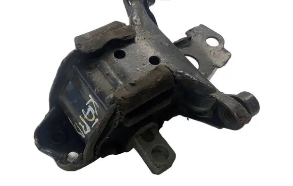 Skoda Fabia Mk2 (5J) Engine mount bracket