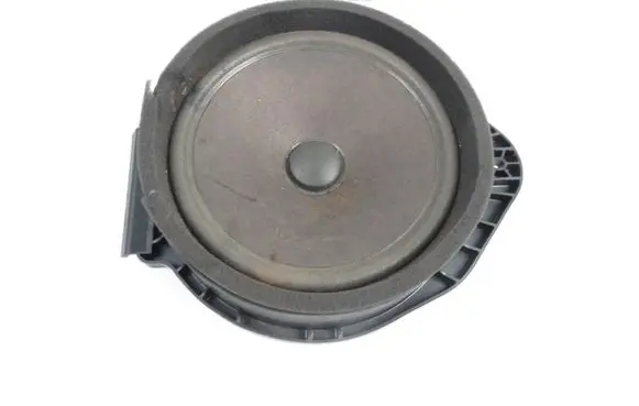 Chevrolet Malibu Front door speaker 22759390
