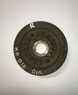 Mitsubishi Pajero Crankshaft pulley