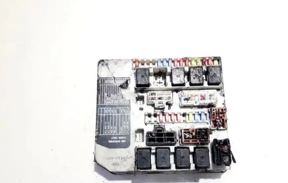 Nissan Note (E11) Fuse box set 284b7ax61a 6e22