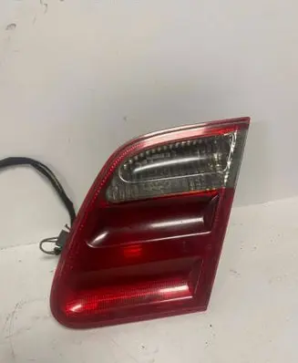 Mercedes-Benz E W210 Tailgate rear/tail lights A2108203864 31850202 5260