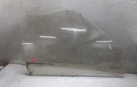 Suzuki Grand Vitara I Front door window glass four-door