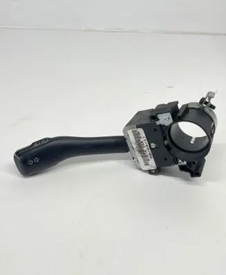 Volkswagen Golf IV Indicator stalk 8L0953513G 1170900