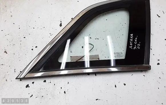 Opel Antara Rear side window e443r000083