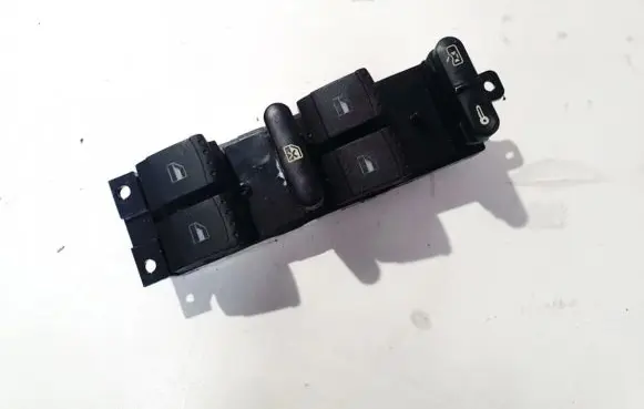 Skoda Octavia Mk1 (1U) Electric window control switch